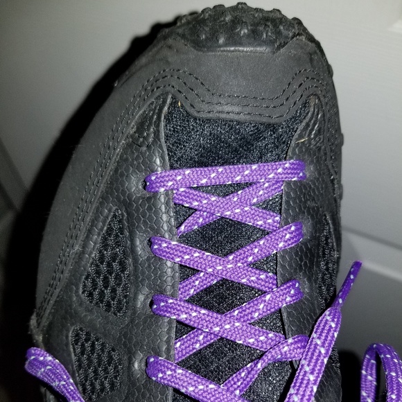 Women' New Balance Shoes - Picture 5 of 6